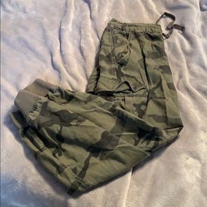 ARITZIA cargo pants